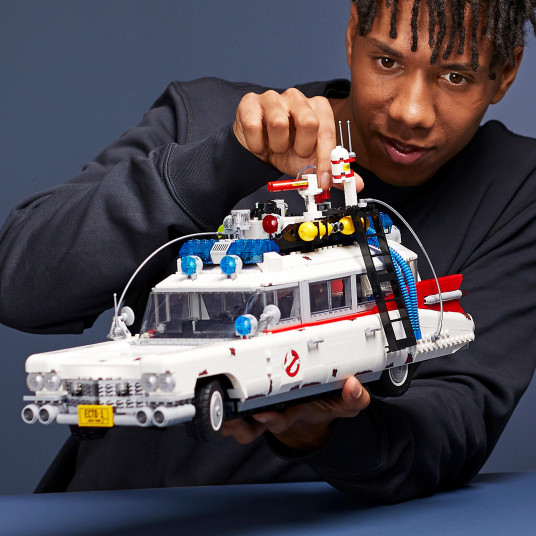LEGO® 10274 ICONS Ghostbusters™ ECTO-1 