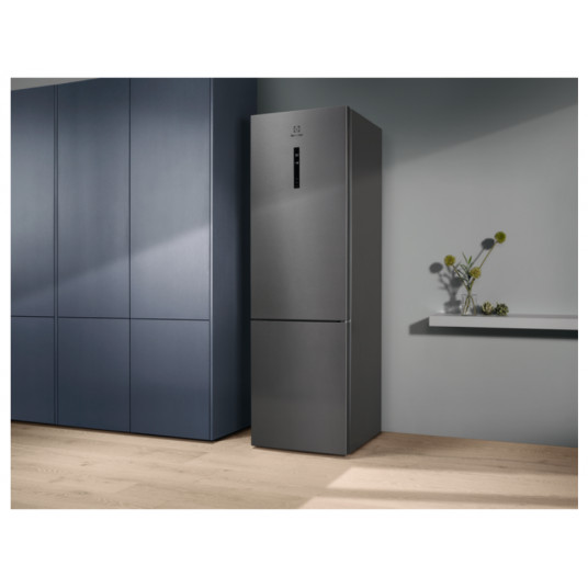 Ledusskapis ELECTROLUX LNT7ME36X3