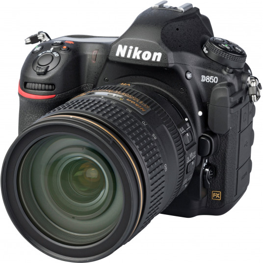 Nikon D850 24-120mm f/4 VR