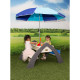 Koka piknika galds ar lietussargu