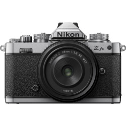 Nikon Z fc + NIKKOR Z 28mm f/2.8 (SE)
