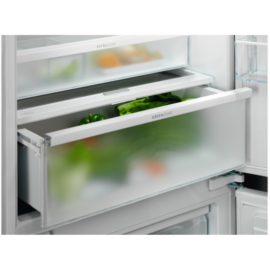 Iebūvētais ledusskapis Electrolux ENG7TE75S