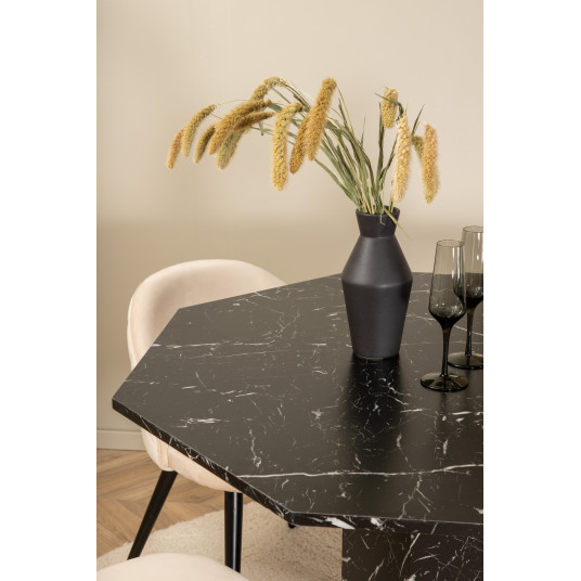 Ēdamistabas galds Marbs, Melns stikla marmors + 4 krēsli Velvet Stitches, Melns/Bēšs