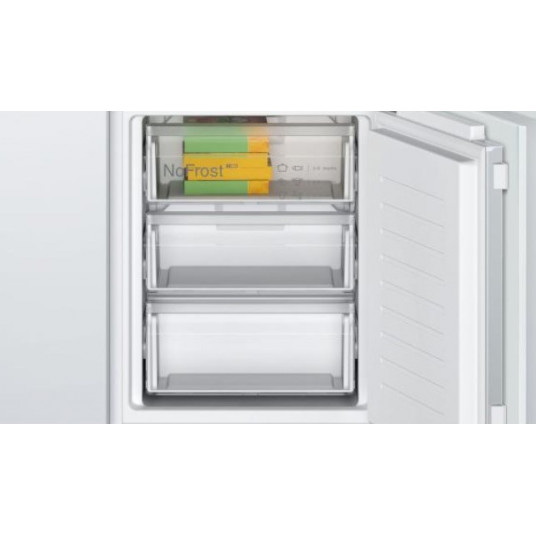 Bosch KIN86ADD0 ledusskapis-saldētava Iebūvēta 260 LD Balta