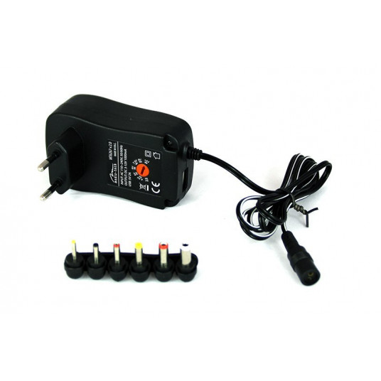 Media-Tech MT6267V2 planšetdatora universālais strāvas adapteris