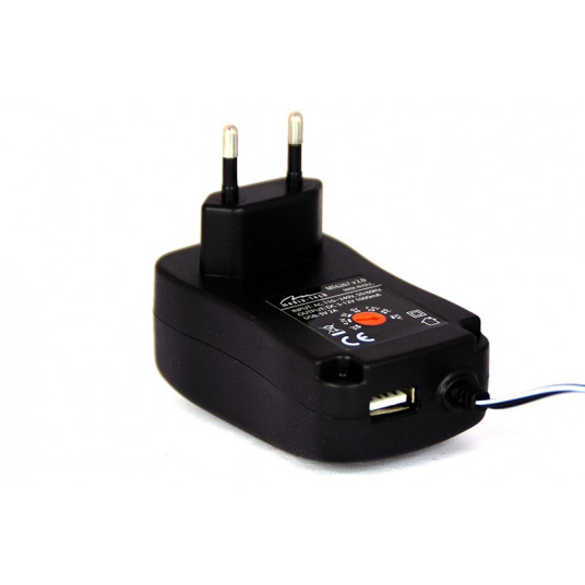 Media-Tech MT6267V2 planšetdatora universālais strāvas adapteris
