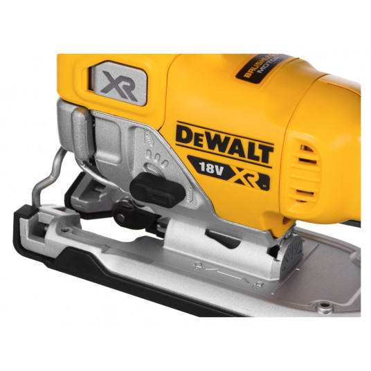 DEWALT DCS334N-XJ elektriskais slīpzāģis 2,1 kg