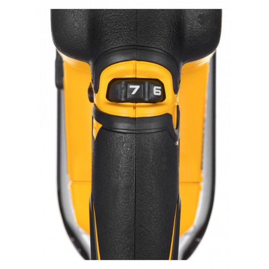 DEWALT DCS334N-XJ elektriskais slīpzāģis 2,1 kg