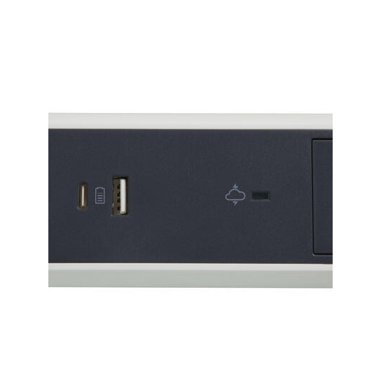 Przedluzacz ochr. 5x2PZ +USB A/C 1,5m balts-cza
