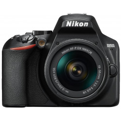 Nikon D3500 + AF-P DX Nikkor 18–55 mm f/3,5–5,6G VR — demonstrācija (Expo) — baltā kastē (baltā kaste)