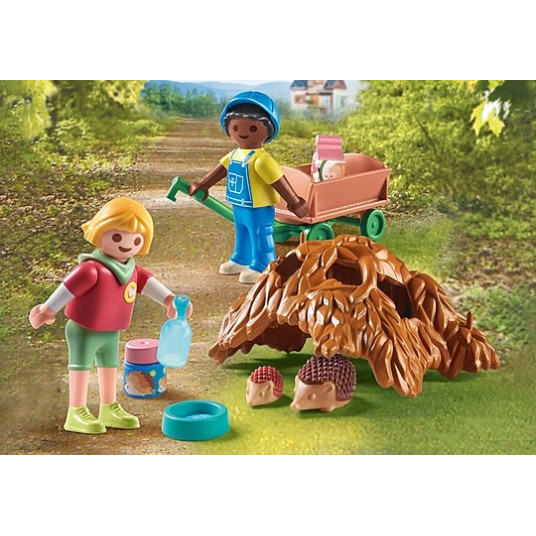 PLAYMOBIL MY LIFE Ežu ģimenes aprūpe 71512
