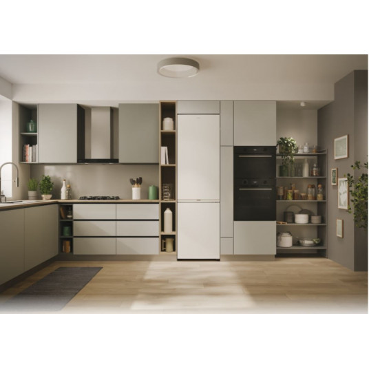 Ledusskapis Candy CNCQ2T620EW