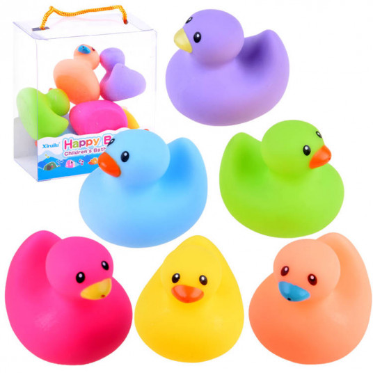 Colorful rubber ducklings. Fun in the bath ZA3351