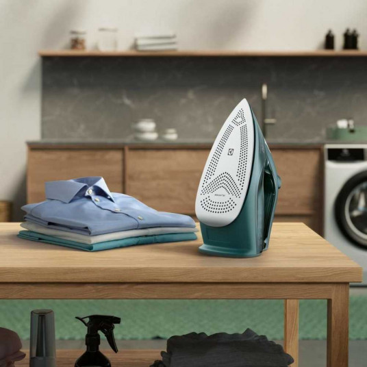 Dzelzs Electrolux E6SI1-6PG