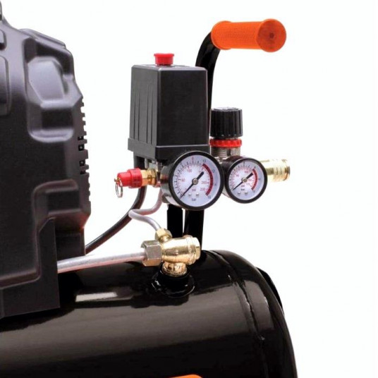 Gaisa kompresors Black&amp;Decker BD205/24, 24 L