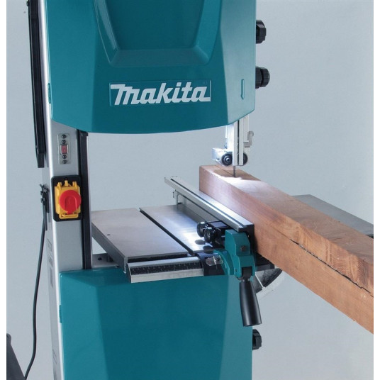 Zāģis Makita LB1200F, 900 W