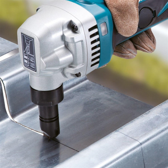 Akumulatora lokšņu metāla šķēres Makita DJN161Z, 18V