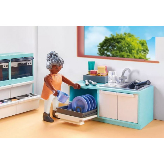 Figures set My Life 71608 Kitchen with dining place
