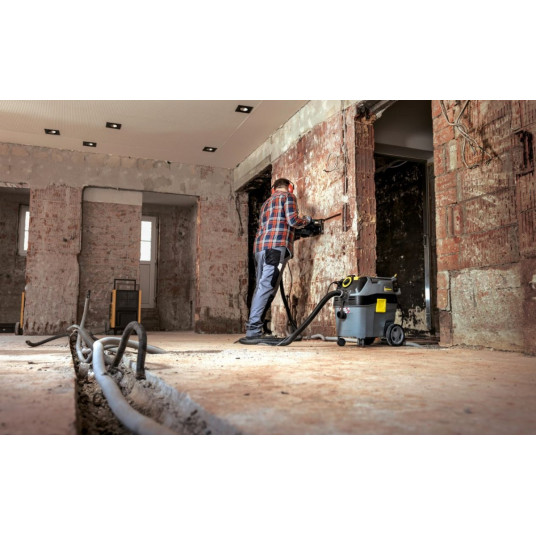 Universāls putekļsūcējs Karcher NT30/1 Ap Te M (1.148-251.0)