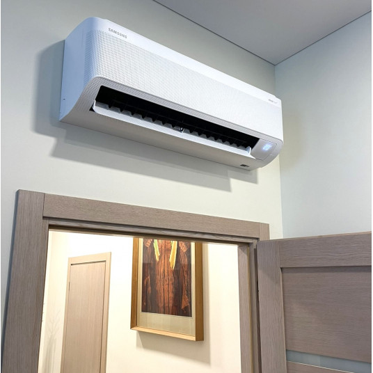 SAMSUNG WINDFree™ Comfort S2 (ex. Arise) 6,5/7,4 kW Multi split iekšējā iekārta