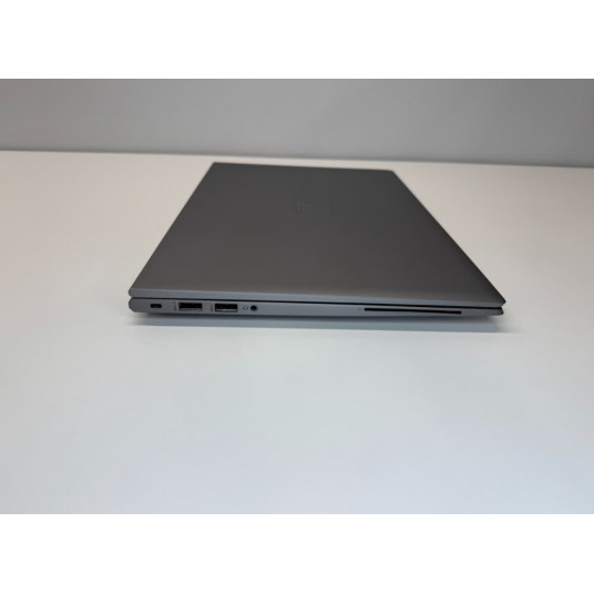 ATJAUNINĀTS | A klases | HP ZBook Firefly 14 G8 | 14,0" | FHD | i7-1165G7 | 32GB | 512GB | Hewlett-Packard
