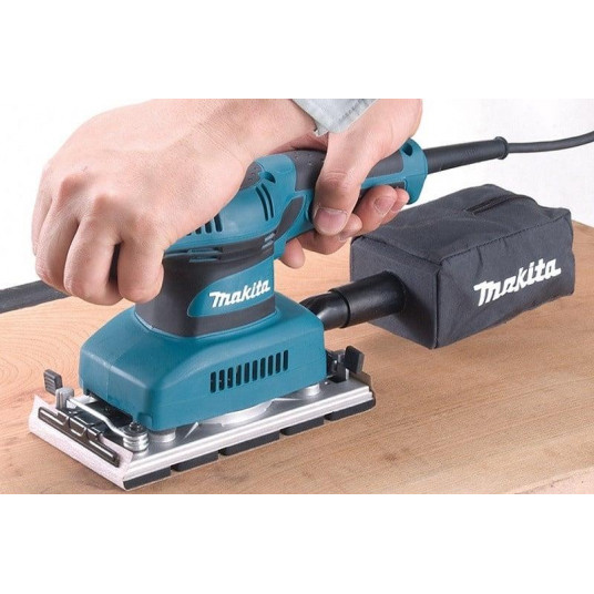 Elektriskā vibrācijas slīpmašīna BO3710, 190W