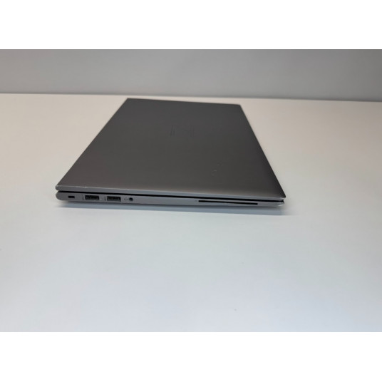HP | REFURBISHED Grade C HP ZBook Firefly 14 G8 | 14 " | FHD | Intel Core i7 | i7-1165G7 | 16 GB | Solid-state drive capacity 512 GB | NVIDIA T500 4GB | Windows 11 Pro | Keyboard language Swedish | Keyboard backlit | Warranty 12 month(s)