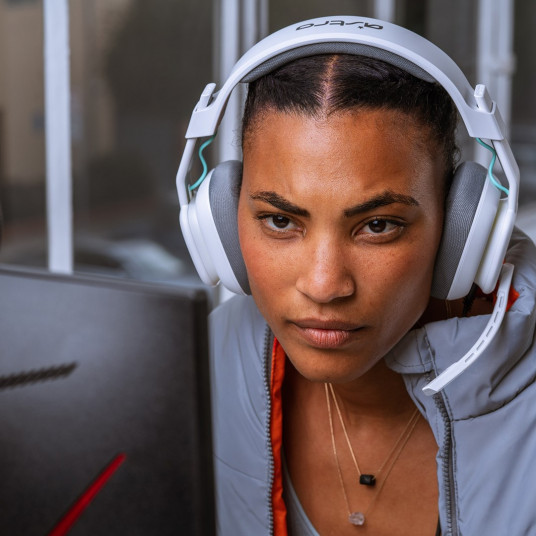 Logitech G A10 Handsfree vads ar spēļu apli Balts