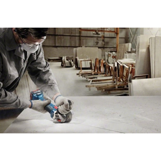 Bosch GWS 18V-10 Profesionālā leņķa slīpmašīna 9000 RPM 2,1 kg