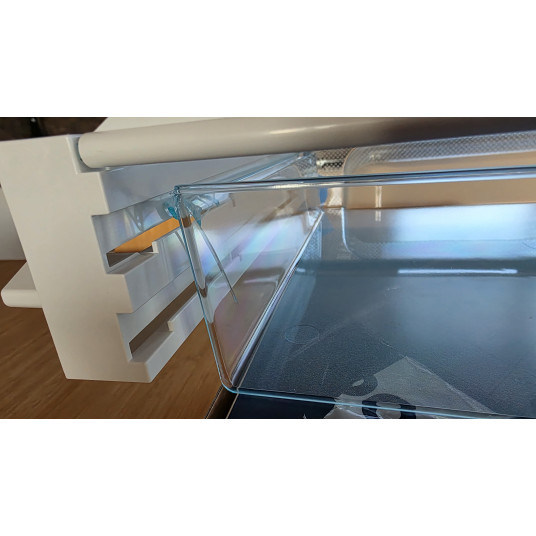 VarioSafe plaukts Liebherr 9881 126 (defektne)