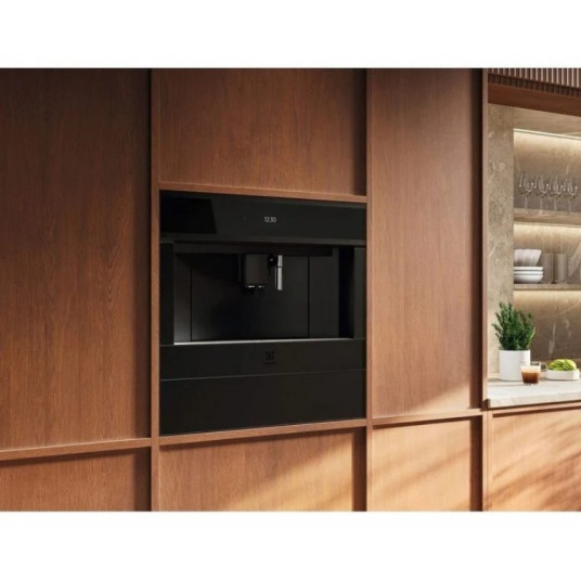 Iebūvētais kafijas automāts Electrolux EBC95T